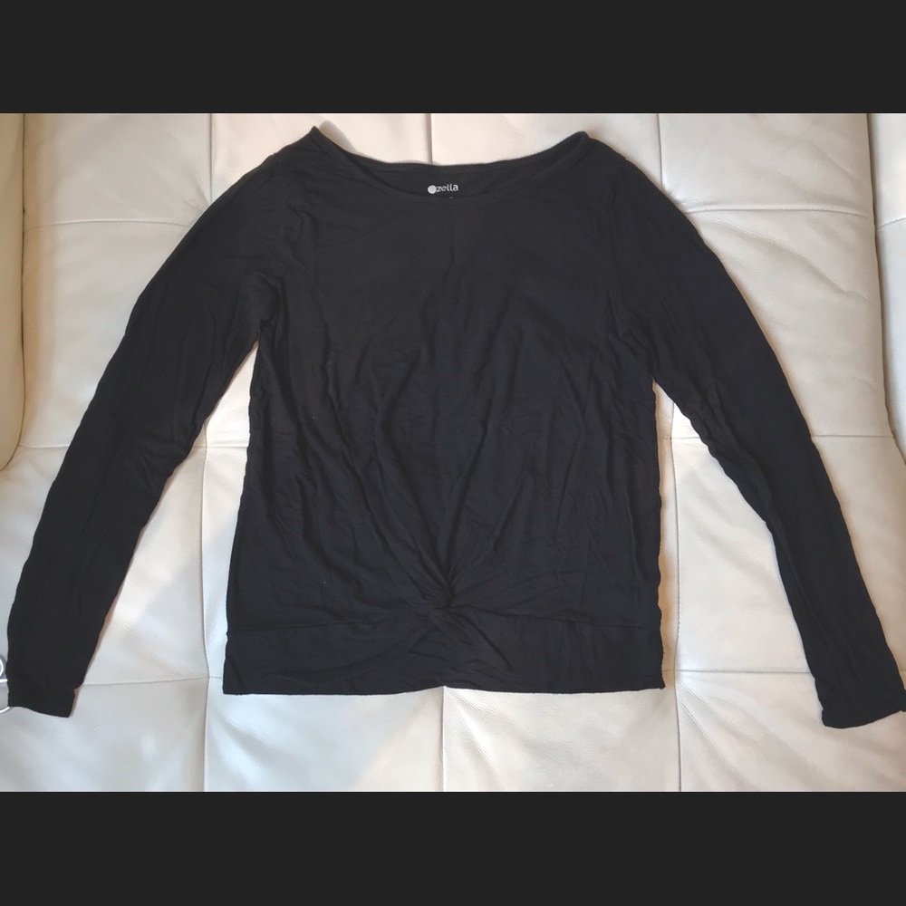Zella Black Long Sleeve with Small Twist at Bottom and Thumb Slits (XL - 14/16)